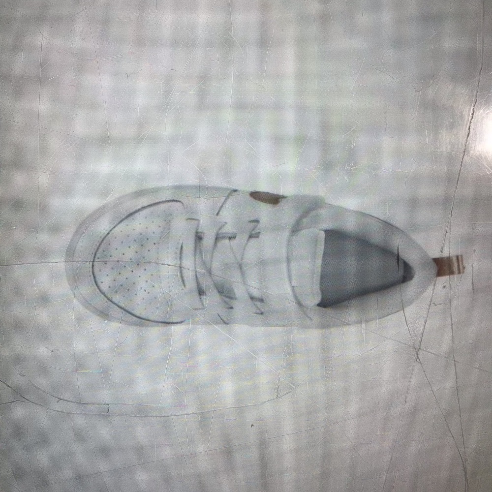 Shose - Picture 5 of 5